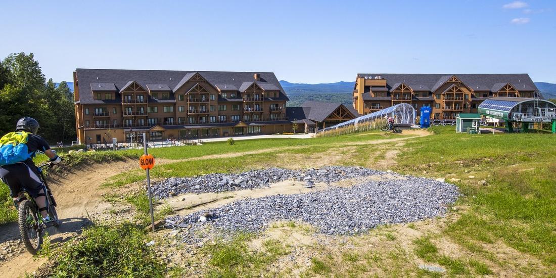 Burke Mountain Hotel And Conference Center Exterior foto